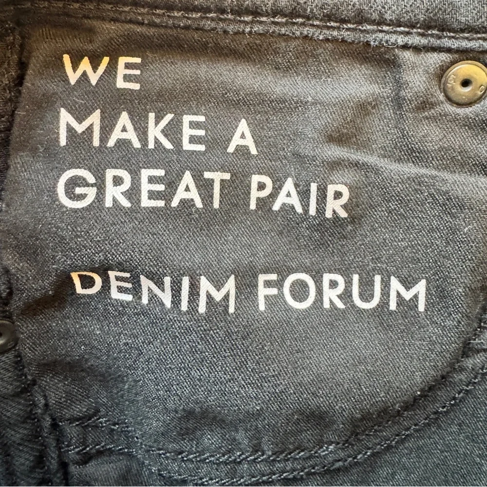 Denim Forum The Lola Split Hi Rise Skinny Jean Coated Stay Black Waxed Sz 32 - Picture 16 of 16